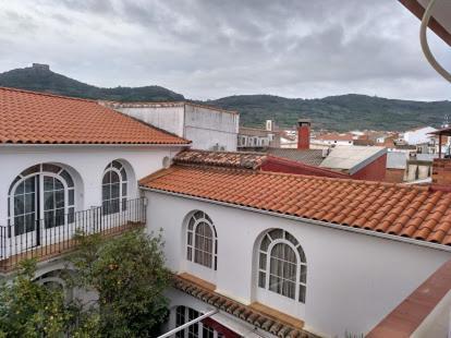 Hostal Restaurante Pacos Herrera del Duque Екстериор снимка